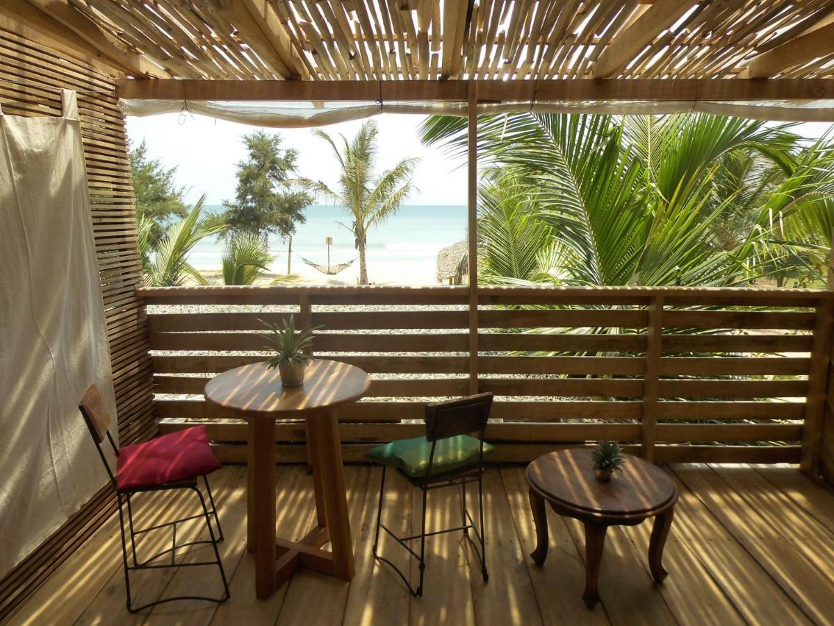 Memo'S Beach Nilaveli Buitenkant foto